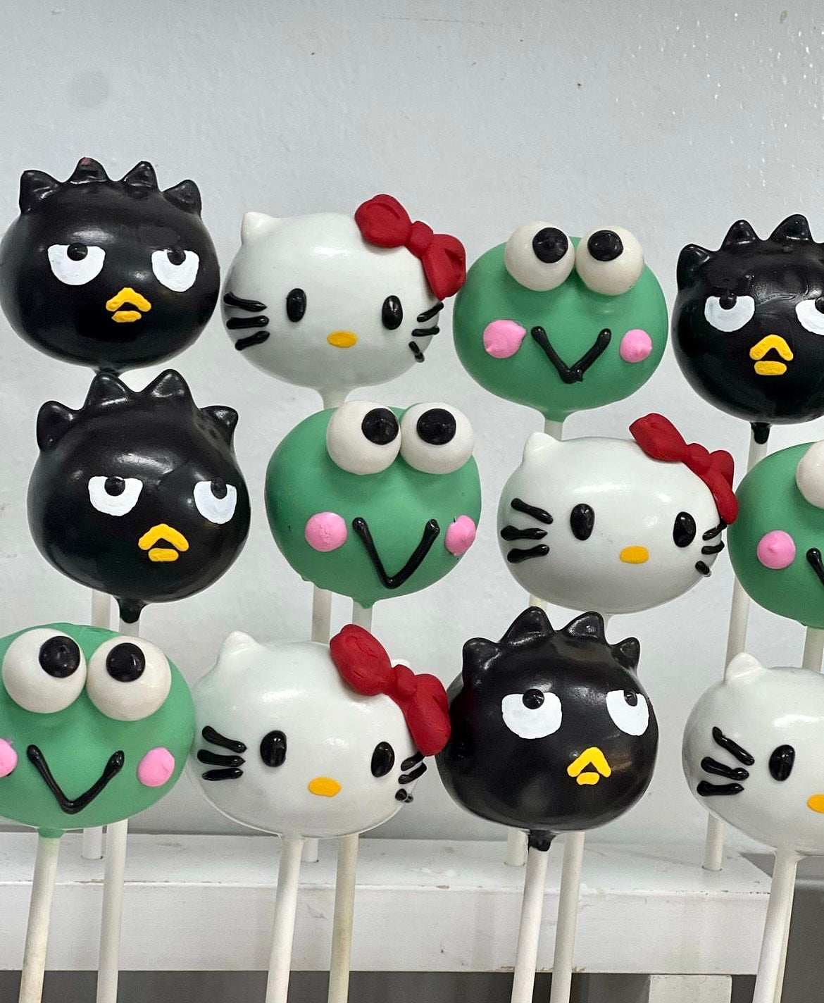 Sanrio Cakepops (Quantity of 12) Assorted